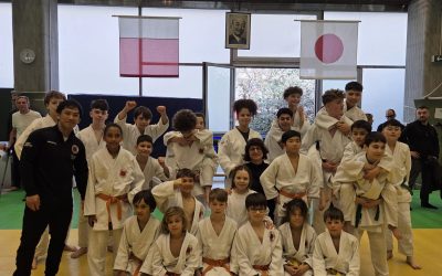 Deux équipes en forme pour le tournoi écolier par équipes !